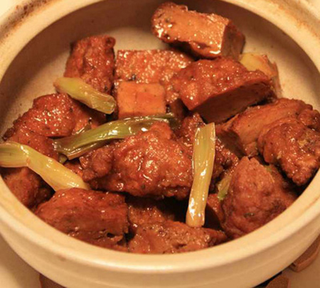 Cách kho chả cá ngon với tiêu tạo nên vị đầm đà, cay nồng hấp dẫn